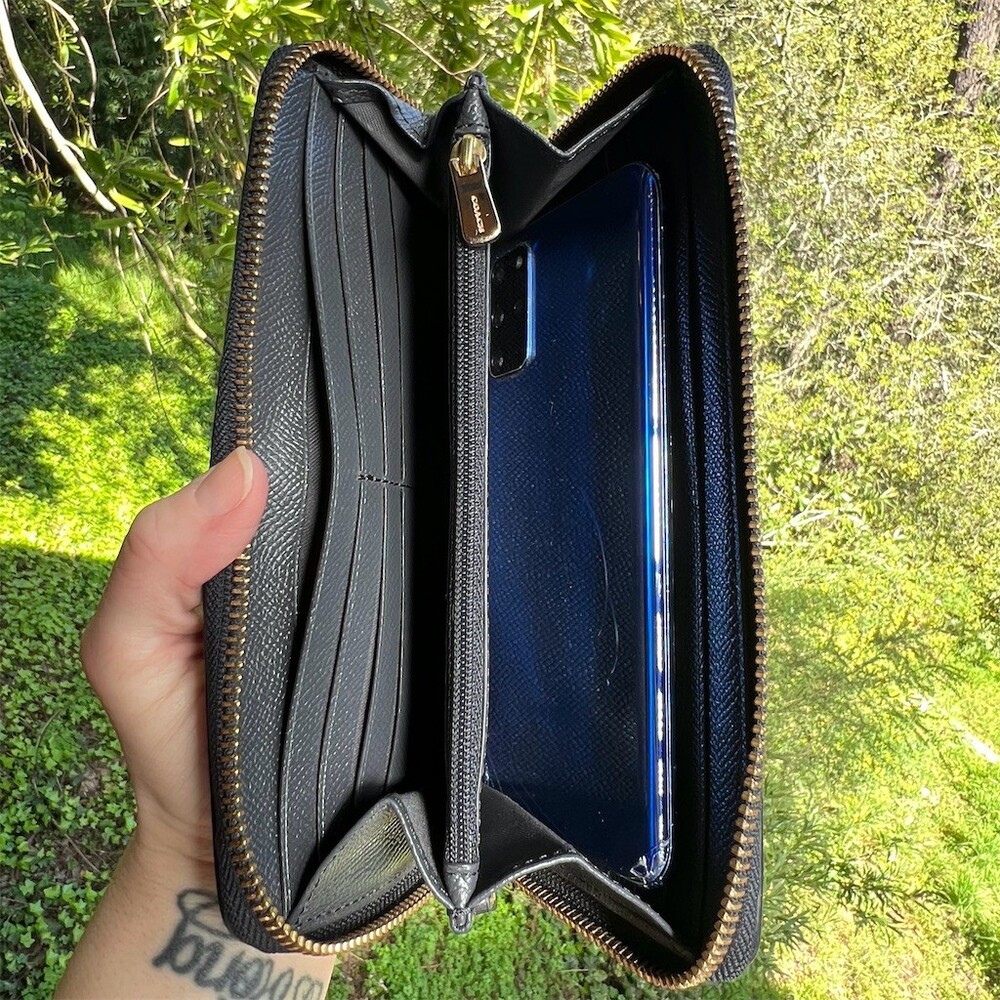 COACH Long Zip-Around Wallet Midnite Pebble Leather w Gold Hardware AUTHENTIC - Picture 3 of 10